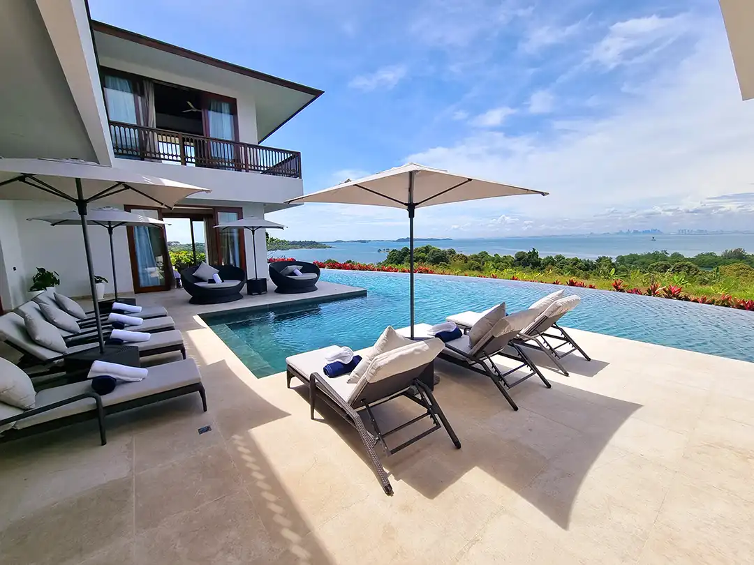 ARCHITECTURAL MASTERPIECE IN BATAM BY POPO DANES