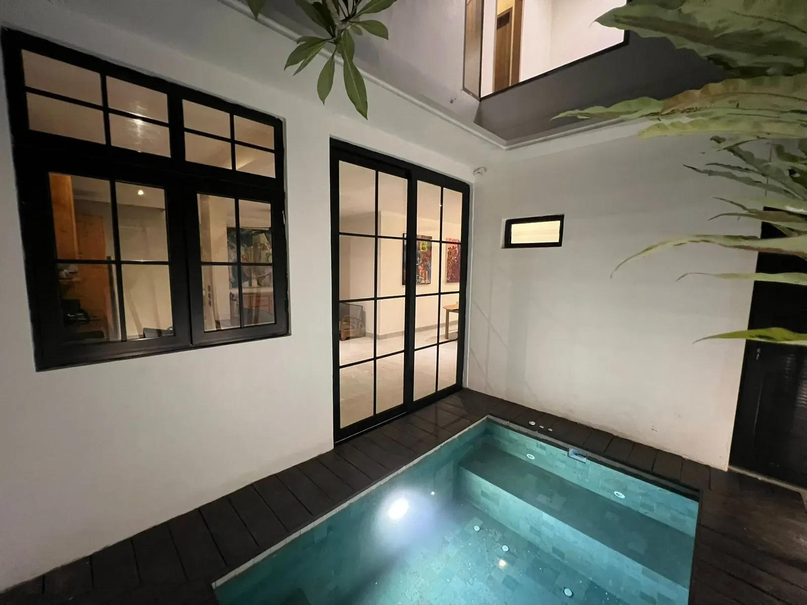 A HIDDEN SEMINYAK FREEHOLD WITH JACUZZI LIVING AND WALKABLE CONVENIENCE